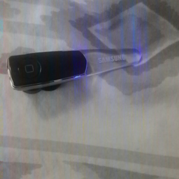 Bluetooth - Picture 2 of 2