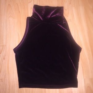 Burgundy velvet turtle neck crop top - Nasty Gal