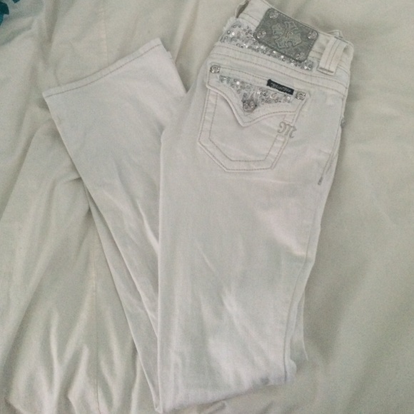 White miss me flare jeans