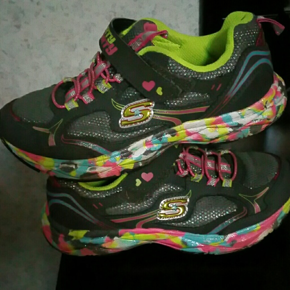 Skechers - Picture 1 of 3