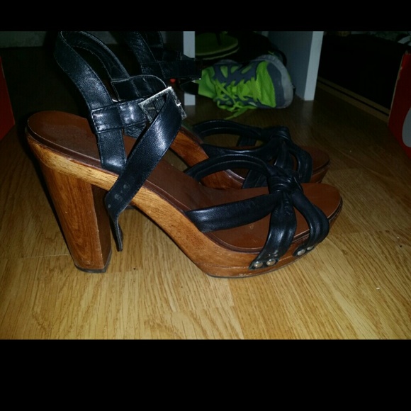 Cute aldo wooden heels - Picture 2 of 4