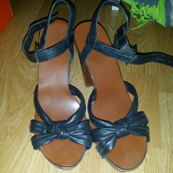 Cute aldo wooden heels - Picture 3 of 4