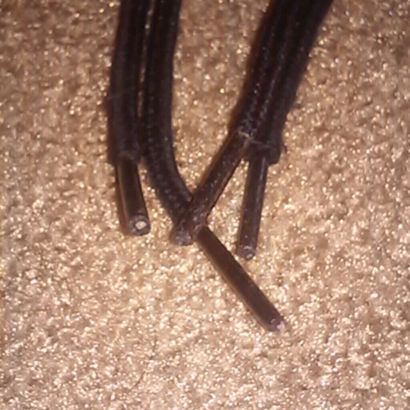 Shoe strings - Picture 2 of 2