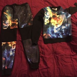COMBO!!! Super Massive sweatshirt and joggers!