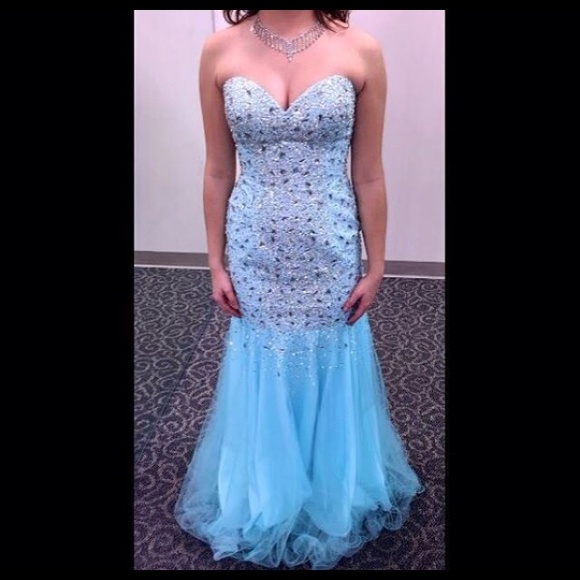 Prom Dress Sea
