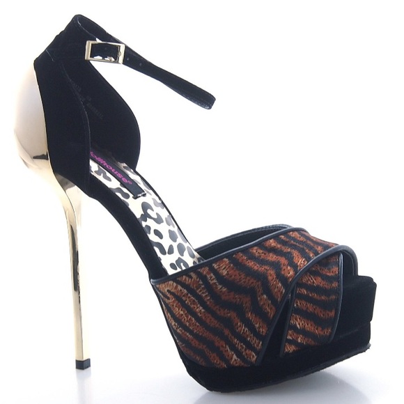 Dollhouse Gold Stiletto Heel