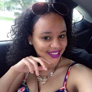 Meet your Posher, Jessenia