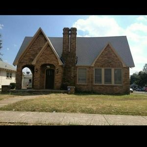 Meet your Posher, Bernadette