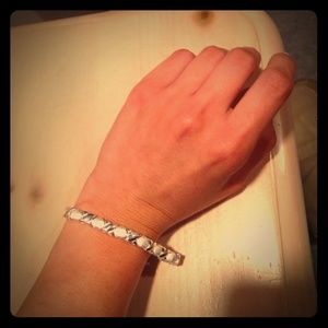 Never worn sterling silver bracelet!!