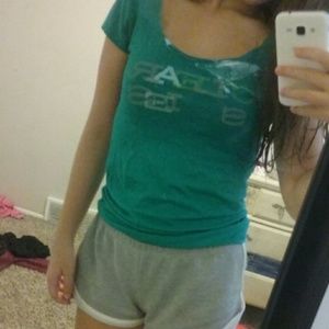 "clear skies" American Eagle tee