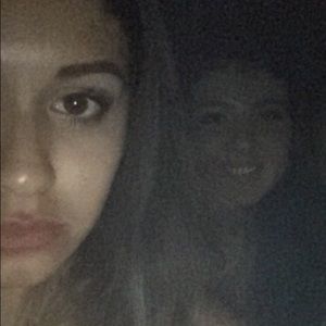 Meet your Posher, Camika