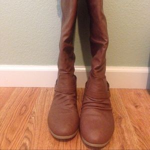 Brown boots