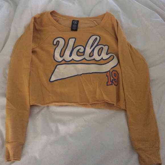 Cropped sweatshirt
