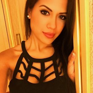 Meet your Posher, Leslie