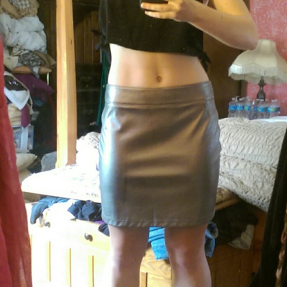 Edgy metallic silver pencil skirt