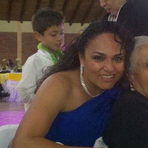 Meet your Posher, Ana