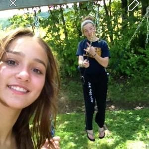 Meet your Posher, Laurel