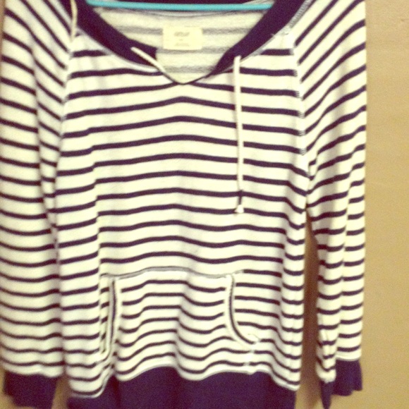Navy and white striped aerie sweater!