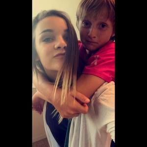 Meet your Posher, Madelyn