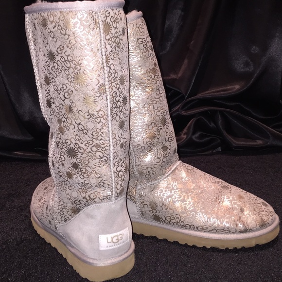 Size 9 UGG Australia Grey Boots