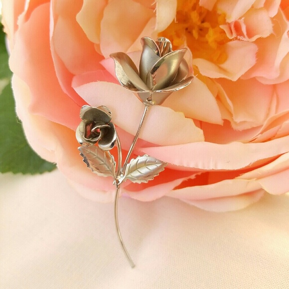 Vintage Jewelry - SOLD Vintage Rose Brooch for your sweetheart!