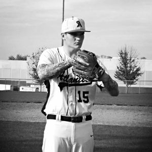 Meet your Posher, Travis