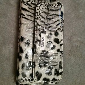 Kenneth Cole leopard wallet