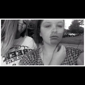 Meet your Posher, Ansley