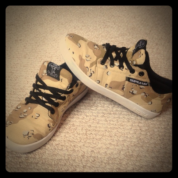 Supra Skate Shoes, Size 8.