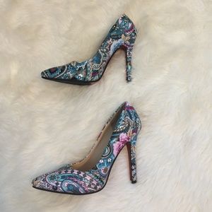 Floral patterned heels