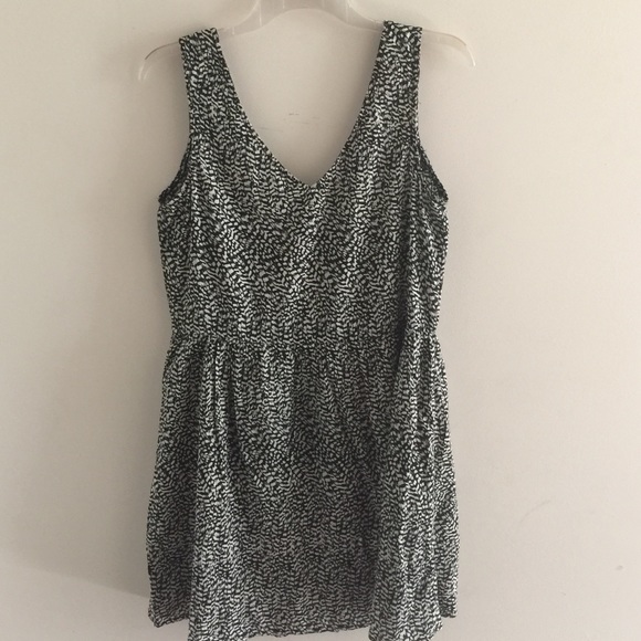 Pattern Tribal Dress - Picture 3 of 3