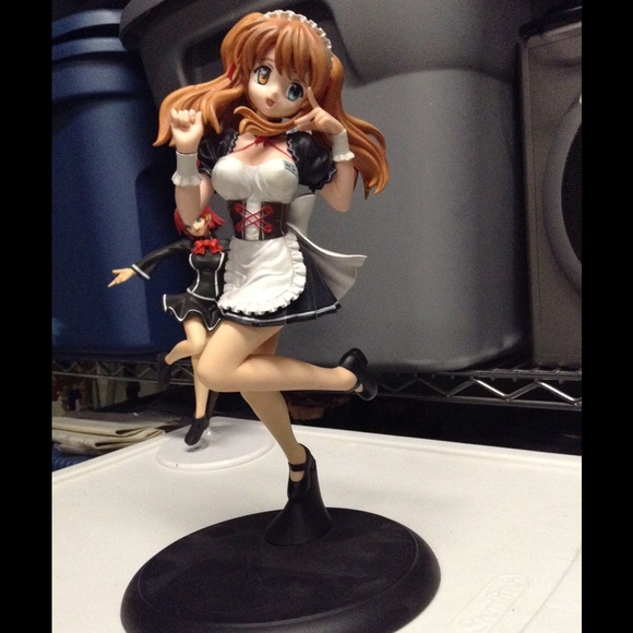 Figures - Picture 2 of 4