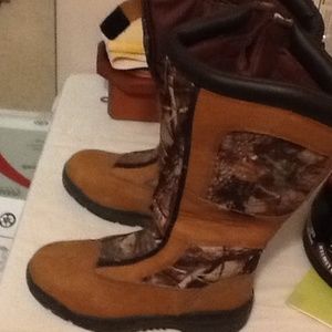 Ladie redhead snakebite , hunting boots