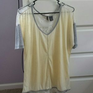 Lace back BKE shirt