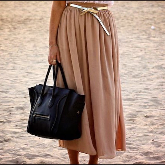 American Apparel Dresses & Skirts - Chiffon skirt