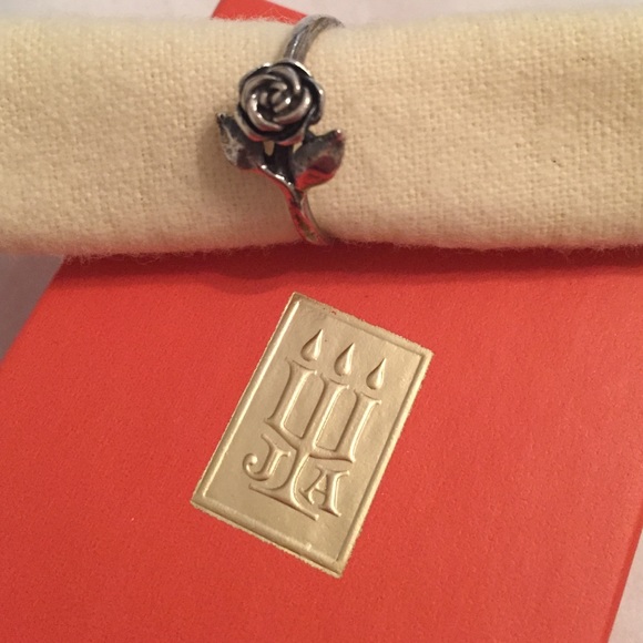 James Avery small rose ring