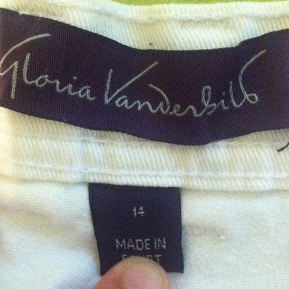 White capris - Picture 3 of 3