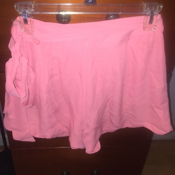 Coral shorts w/ scalloped bottom, matching sash