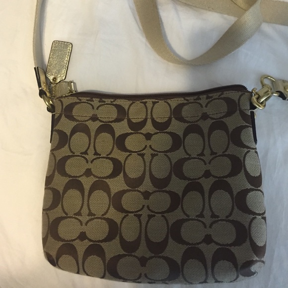 Never used- Coach cross body bag - Picture 4 of 4
