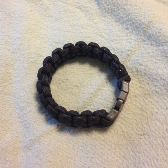 Black Paracord Bracelet