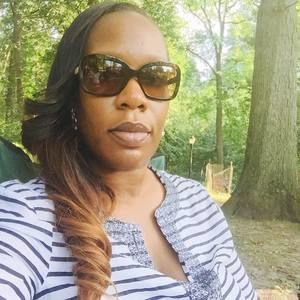 Meet your Posher, Janelle