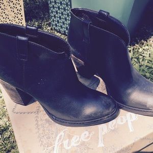 Steve Madden frisky boots