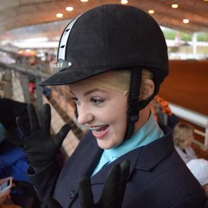 Meet your Posher, Lindsey s