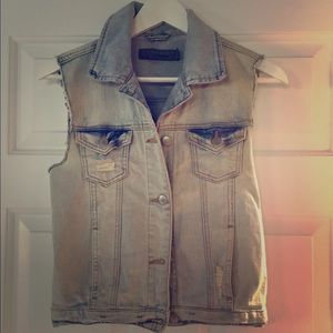 Zara Sleeveless Denim Vest