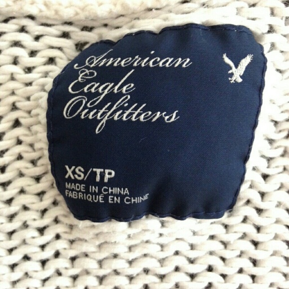 American Eagle Outfitters Thick Sweater - Picture 4 of 4