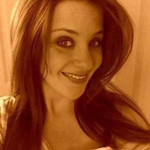 Meet your Posher, Holly