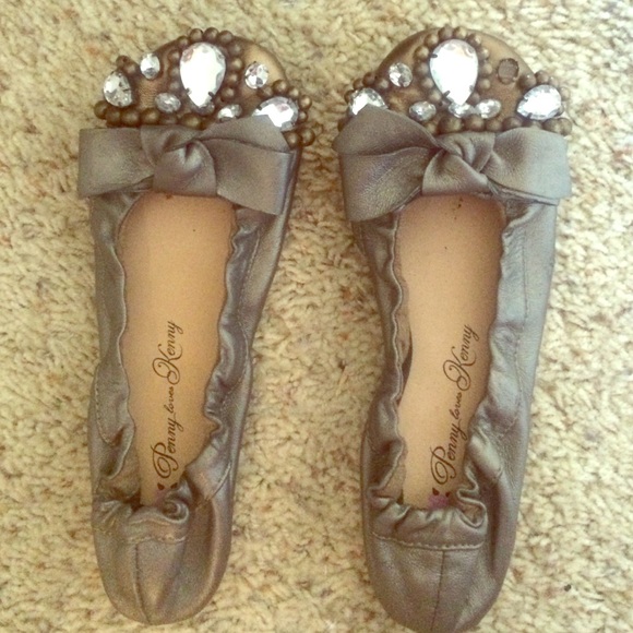 Penny loves Kenny size 5.5 flats