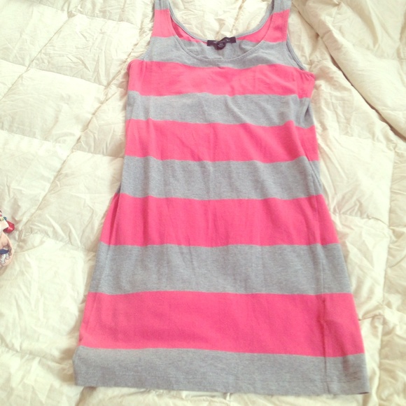 🚫🚫SOLD🚫🚫Grey and pink striped body con dress