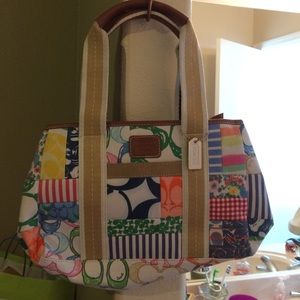 Small Coach Hand Bag NWOT