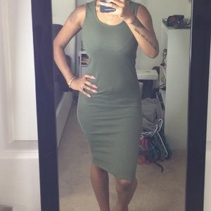 Khaki ribbed midi dress
